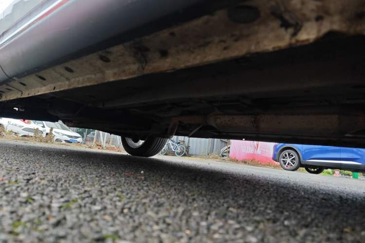 Used Dongfeng Fengon ix5 2019 220T CVT ZhiShang Trim China V Standard Right Side Sill