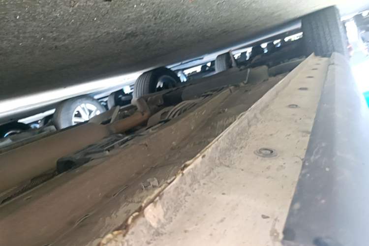 Used Dongfeng Fengon ix5 2019 220T CVT ZhiShang Trim China V Standard Right Side Sill