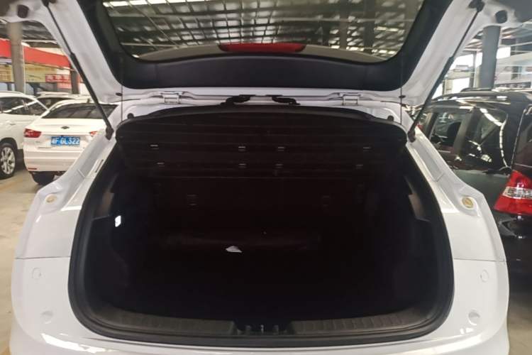Used Dongfeng Fengon ix5 2019 220T CVT ZhiShang Trim China V Standard Trunk
