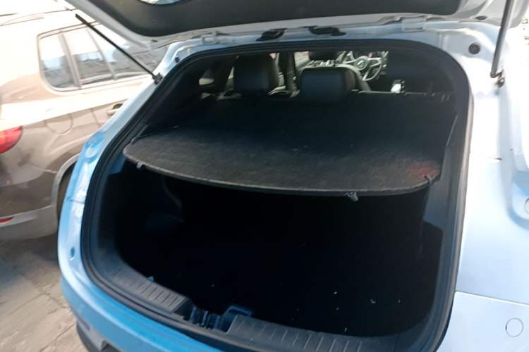 Used Dongfeng Fengon ix5 2019 220T CVT ZhiShang Trim China V Standard Trunk