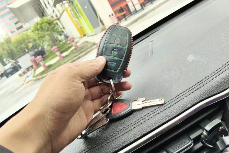 Used Dongfeng Fengon ix5 2019 220T CVT Zhiyue Trim China V Emission Standard Vehicle Key