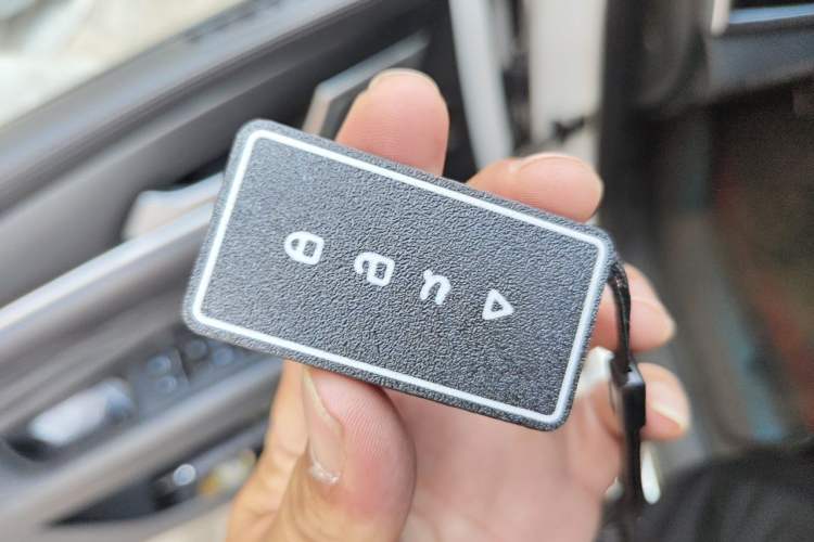 Used Dongfeng Fengon ix5 2019 220T CVT ZhiShang Trim China V Standard Vehicle Key