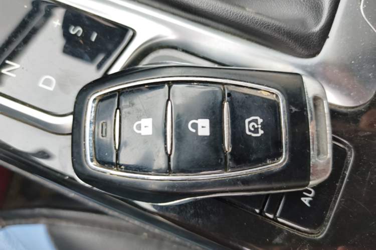 Used Dongfeng Fengon ix5 2019 220T CVT ZhiShang Version China VI Standard Vehicle Key