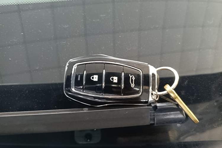 Used Dongfeng Fengon ix5 2019 280TGDI CVT Smart Version China V Standard Vehicle Key