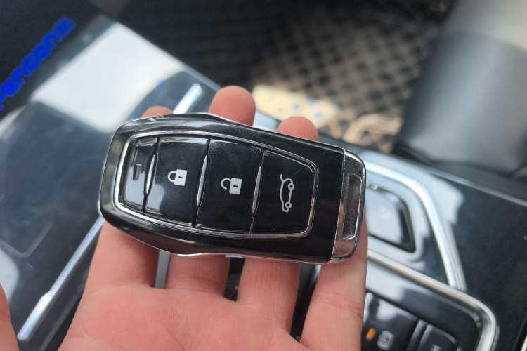 Used Dongfeng Fengon ix5 2019 280TGDI CVT ZhiZun Trim China V Emission Standard Vehicle Key