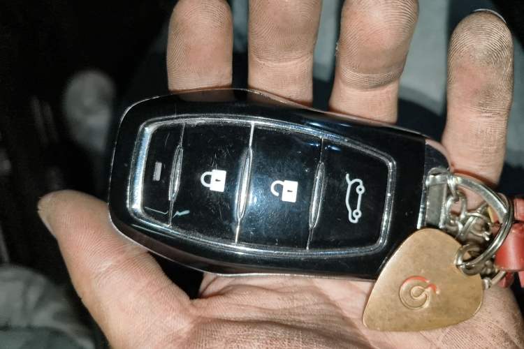 Used Dongfeng Fengon ix5 2019 220T CVT Zhiyue Trim China V Emission Standard Vehicle Key