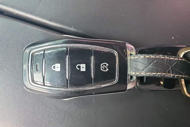 Used Dongfeng Fengon ix5 2019 220T Manual ZhiShang Version China VI Standard Vehicle Key