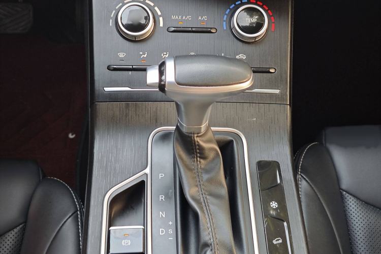 Used Dongfeng Fengon ix5 2021 1.5T CVT Urban Dynamic Edition Gear Lever