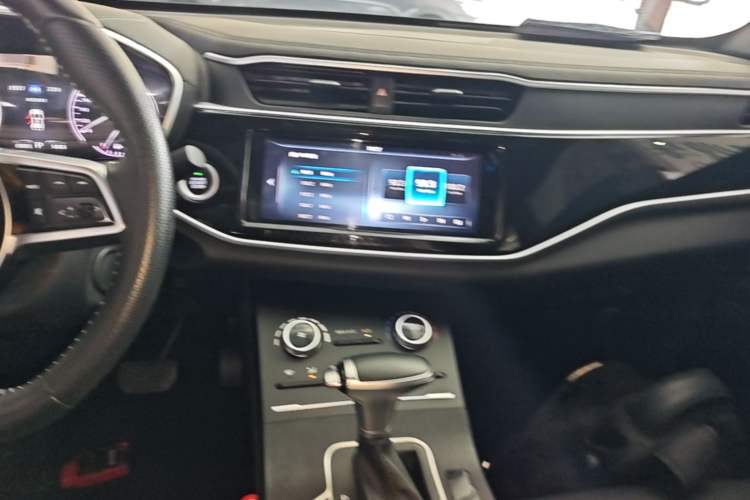 Used Dongfeng Fengon ix5 2021 1.5T CVT Urban Dynamic Edition Audio And AC Panel