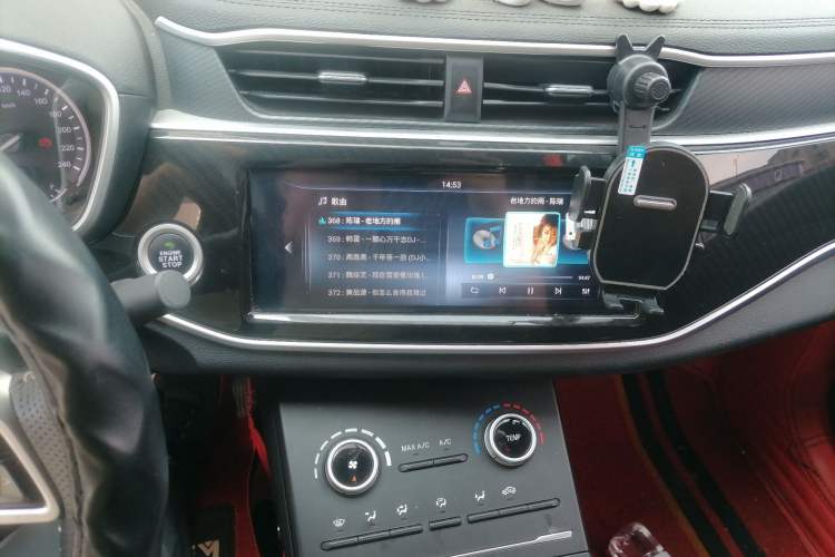 Used Dongfeng Fengon ix5 2021 1.5T Manual Urban Dynamic Edition Audio And AC Panel