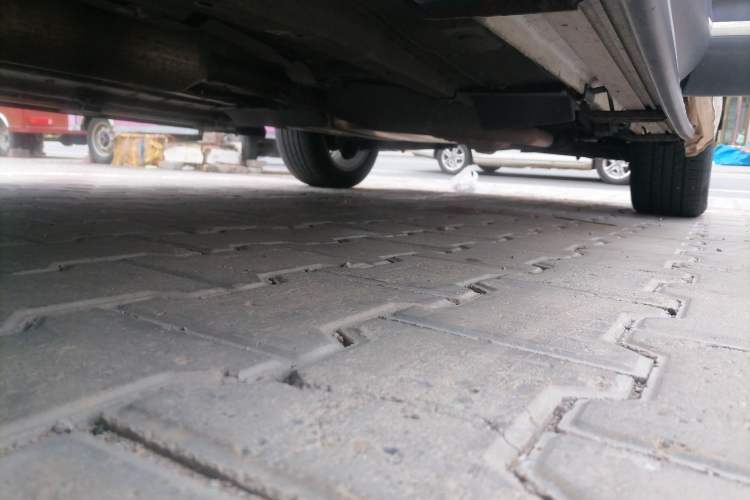Used Dongfeng Fengon ix5 2021 1.5T Manual Urban Dynamic Edition Chassis Front Left
