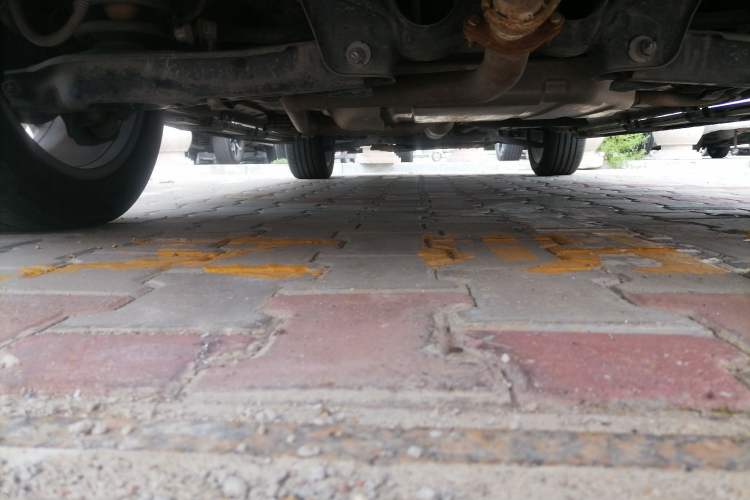 Used Dongfeng Fengon ix5 2021 1.5T Manual Urban Dynamic Edition Chassis Rear