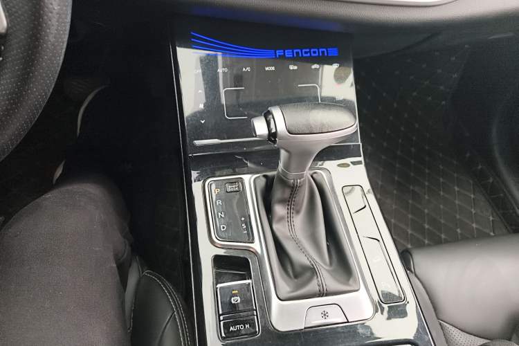 Used Dongfeng Fengon ix5 2021 1.5T CVT Urban Passion Edition Gear Lever