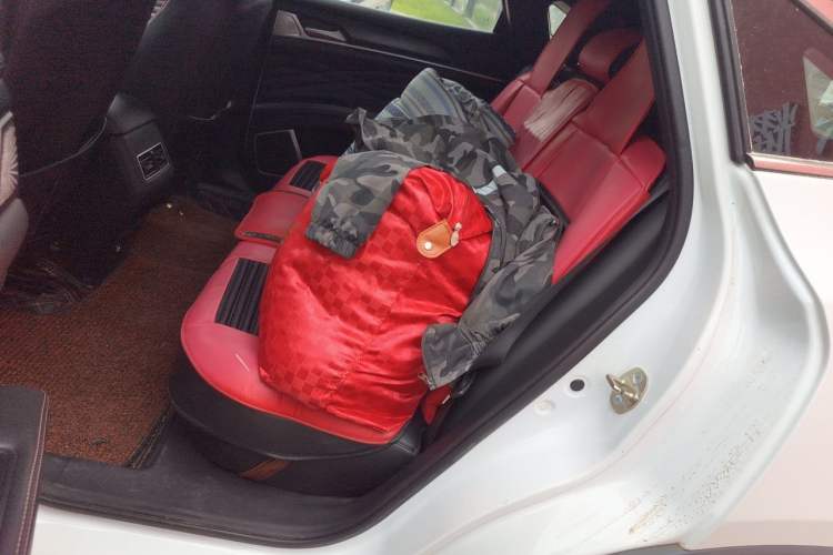 Used Dongfeng Fengon ix5 2021 1.5T CVT Urban Dynamic Edition Left Rear Seat
