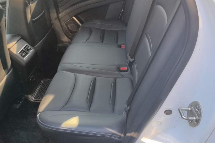 Used Dongfeng Fengon ix5 2021 1.5T CVT Urban Dynamic Edition Left Rear Seat