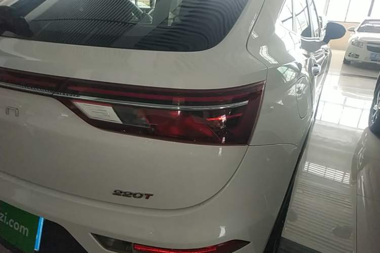 Used Dongfeng Fengon ix5 2021 1.5T CVT Urban Dynamic Edition Right Rear Taillight