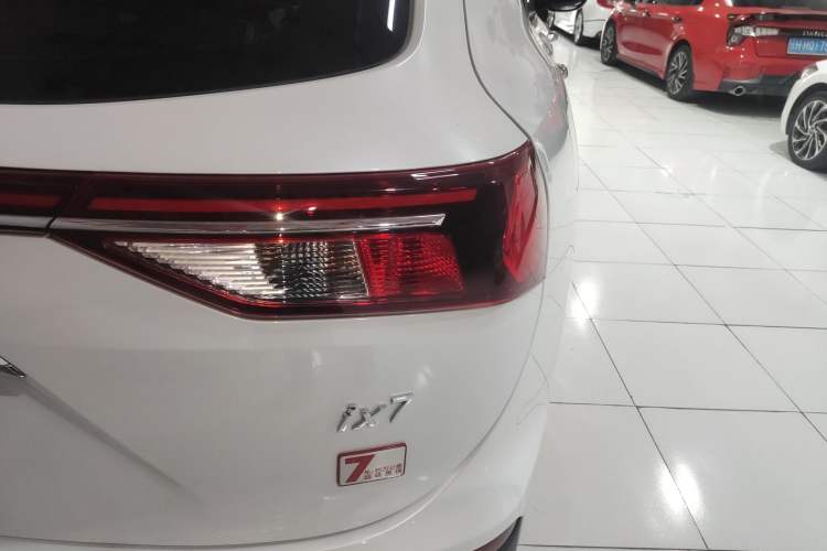 Used Dongfeng Fengon ix7 2020 2.0 TGDI Automatic All-Wheel-Drive Pioneer Edition Right Rear Taillight