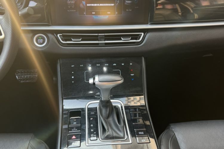 Used Dongfeng Fengon ix7 2020 2.0 TGDI Automatic Two-Wheel Drive Urban Luxury Edition Audio And AC Panel