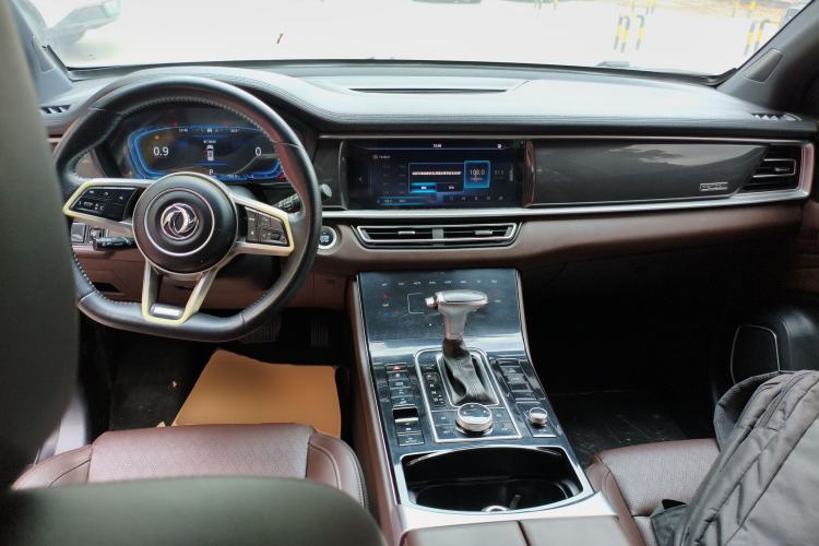 Used Dongfeng Fengon ix7 2020 2.0 TGDI Automatic All-Wheel Drive Comfort Edition Center Console