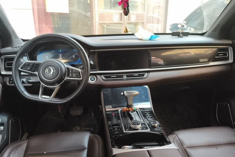 Used Dongfeng Fengon ix7 2020 2.0 TGDI Automatic All-Wheel-Drive ZhenTu Edition Center Console