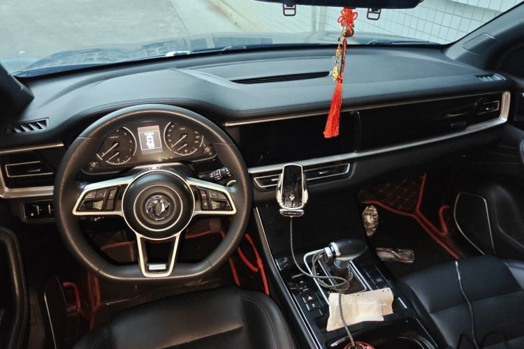 Used Dongfeng Fengon ix7 2020 2.0 TGDI Automatic Two-Wheel Drive Urban Luxury Edition Center Console