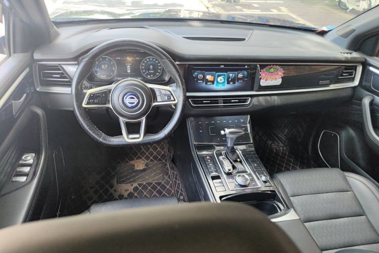 Used Dongfeng Fengon ix7 2020 2.0 TGDI Automatic Two-Wheel Drive Urban Supreme Edition Center Console