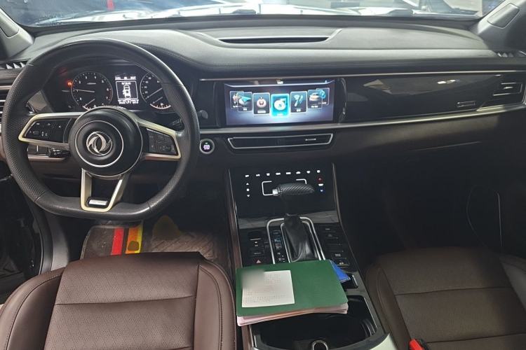 Used Dongfeng Fengon ix7 2020 2.0 TGDI Automatic All-Wheel-Drive Pioneer Edition Center Console