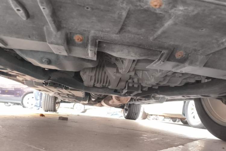 Used Dongfeng Fengon ix7 2020 2.0 TGDI Automatic All-Wheel-Drive ZhenTu Edition Chassis Front