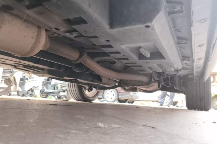 Used Dongfeng Fengon ix7 2020 2.0 TGDI Automatic All-Wheel-Drive ZhenTu Edition Chassis Front Left