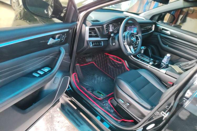 Used Dongfeng Fengon ix7 2020 2.0 TGDI Automatic Two-Wheel Drive Urban Luxury Edition Driver Seat