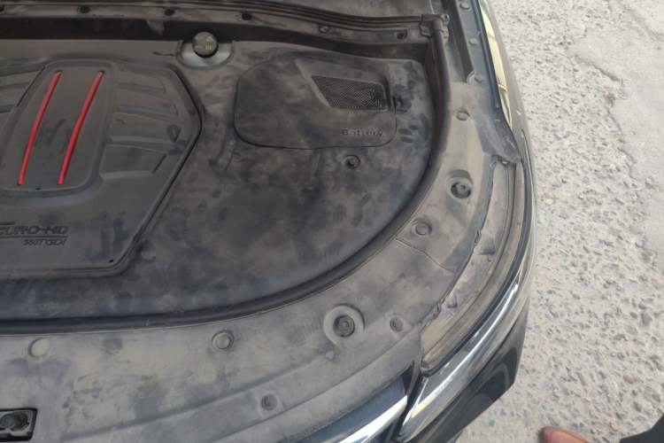 Used Dongfeng Fengon ix7 2020 2.0 TGDI Automatic All-Wheel-Drive ZhenTu Edition Engine Bay Left