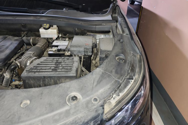 Used Dongfeng Fengon ix7 2020 2.0 TGDI Automatic All-Wheel-Drive Pioneer Edition Engine Bay Left