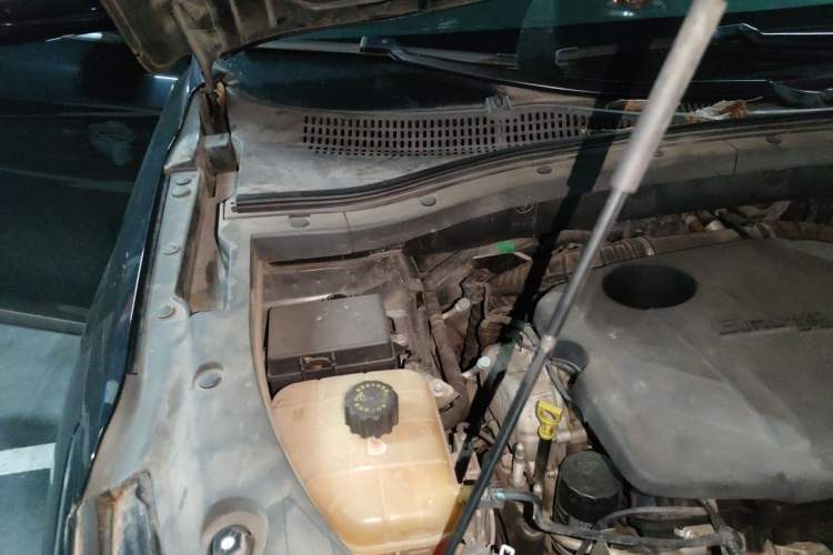 Used Dongfeng Fengon ix7 2020 2.0 TGDI Automatic Two-Wheel Drive Urban Luxury Edition Engine Bay Right