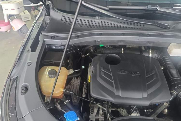 Used Dongfeng Fengon ix7 2020 2.0 TGDI Automatic All-Wheel-Drive Pioneer Edition Engine Bay Right