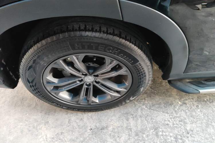 Used Dongfeng Fengon ix7 2020 2.0 TGDI Automatic Two-Wheel Drive Urban Luxury Edition Exterior 5