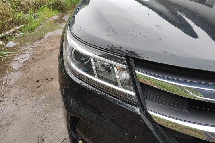 Used Dongfeng Fengon ix7 2020 2.0 TGDI Automatic All-Wheel-Drive Pioneer Edition Exterior 6