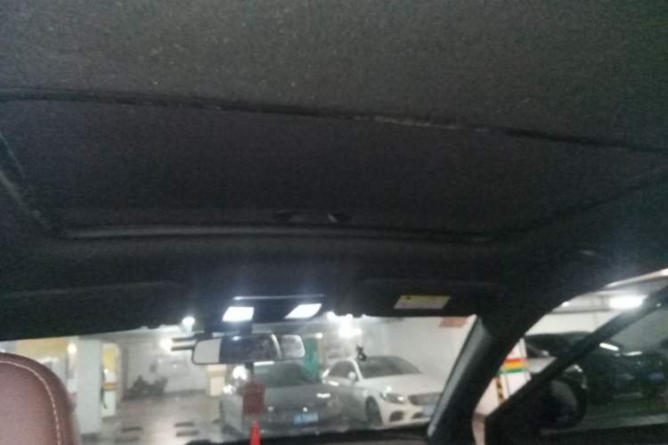 Used Dongfeng Fengon ix7 2020 2.0 TGDI Automatic All-Wheel-Drive Pioneer Edition Headliner