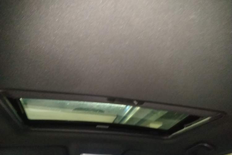 Used Dongfeng Fengon ix7 2020 2.0 TGDI Automatic Two-Wheel Drive Urban Luxury Edition Headliner