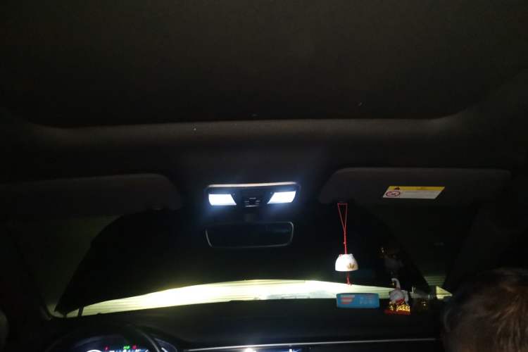 Used Dongfeng Fengon ix7 2020 2.0 TGDI Automatic All-Wheel-Drive ZhenTu Edition Headliner