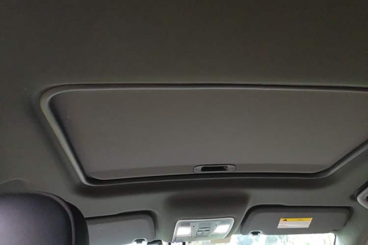 Used Dongfeng Fengon ix7 2020 2.0 TGDI Automatic All-Wheel-Drive Pioneer Edition Headliner