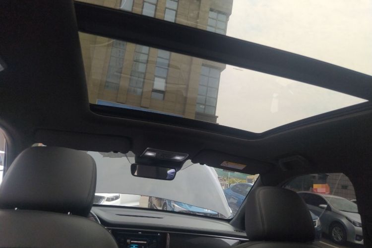 Used Dongfeng Fengon ix7 2020 2.0 TGDI Automatic Two-Wheel Drive Urban Luxury Edition Headliner