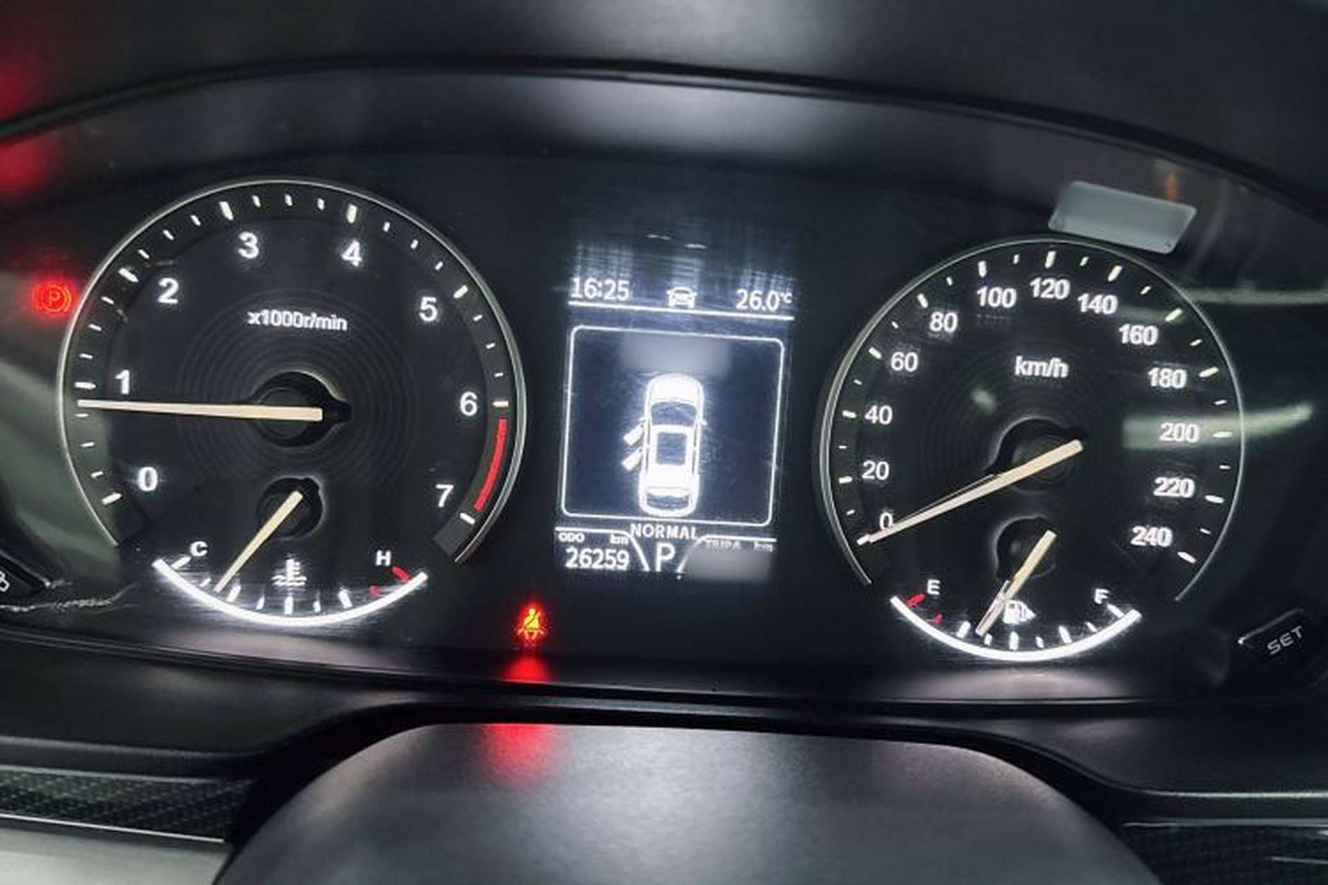 Used Dongfeng Fengon ix7 2020 2.0 TGDI Automatic Two-Wheel Drive Urban Luxury Edition Instrument Cluster