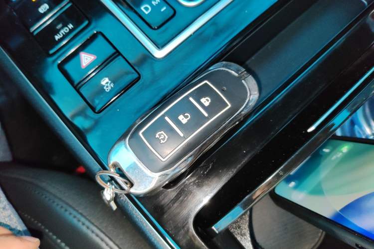 Used Dongfeng Fengon ix7 2020 2.0 TGDI Automatic Two-Wheel Drive Urban Luxury Edition Interior 1