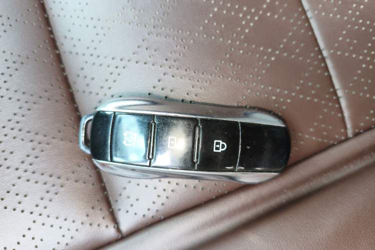Used Dongfeng Fengon ix7 2020 2.0 TGDI Automatic All-Wheel Drive Comfort Edition Interior 1