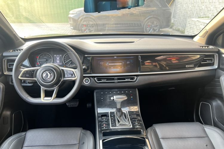 Used Dongfeng Fengon ix7 2020 2.0 TGDI Automatic Two-Wheel Drive Urban Luxury Edition Interior 3