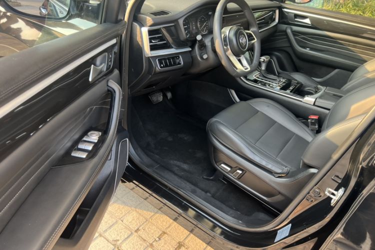Used Dongfeng Fengon ix7 2020 2.0 TGDI Automatic Two-Wheel Drive Urban Luxury Edition Interior 8