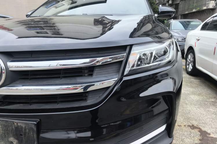 Used Dongfeng Fengon ix7 2020 2.0 TGDI Automatic Two-Wheel Drive Urban Luxury Edition Left Front Headlight