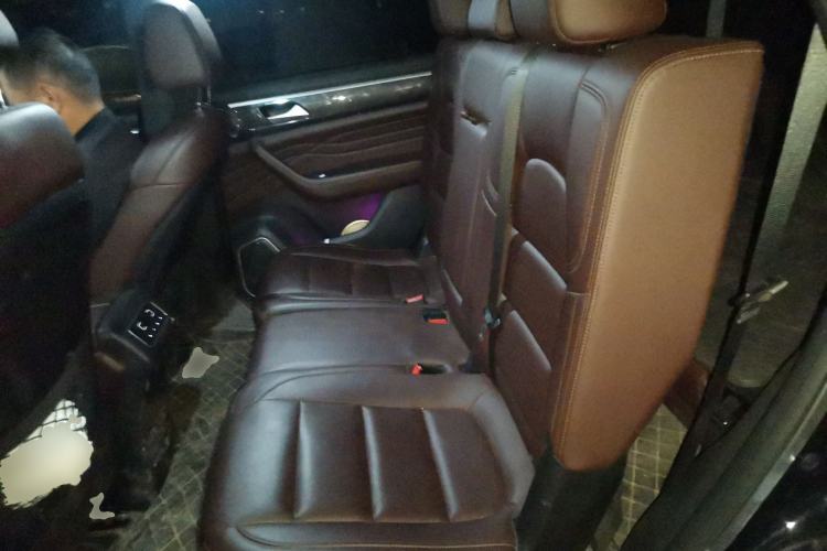 Used Dongfeng Fengon ix7 2020 2.0 TGDI Automatic All-Wheel-Drive ZhenTu Edition Left Rear Seat
