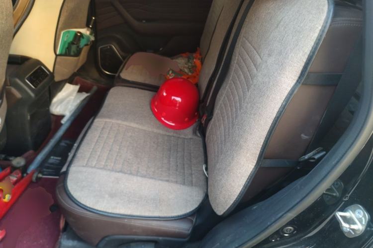 Used Dongfeng Fengon ix7 2020 2.0 TGDI Automatic All-Wheel-Drive ZhenTu Edition Left Rear Seat