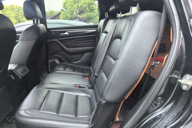 Used Dongfeng Fengon ix7 2020 2.0 TGDI Automatic Two-Wheel Drive Urban Luxury Edition Left Rear Seat